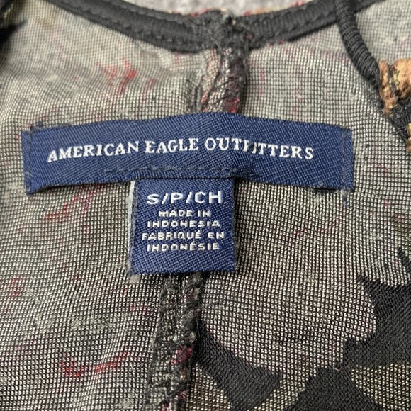 ❤️❤️American Eagle Sheer Top Size Small - Picture 3 of 6